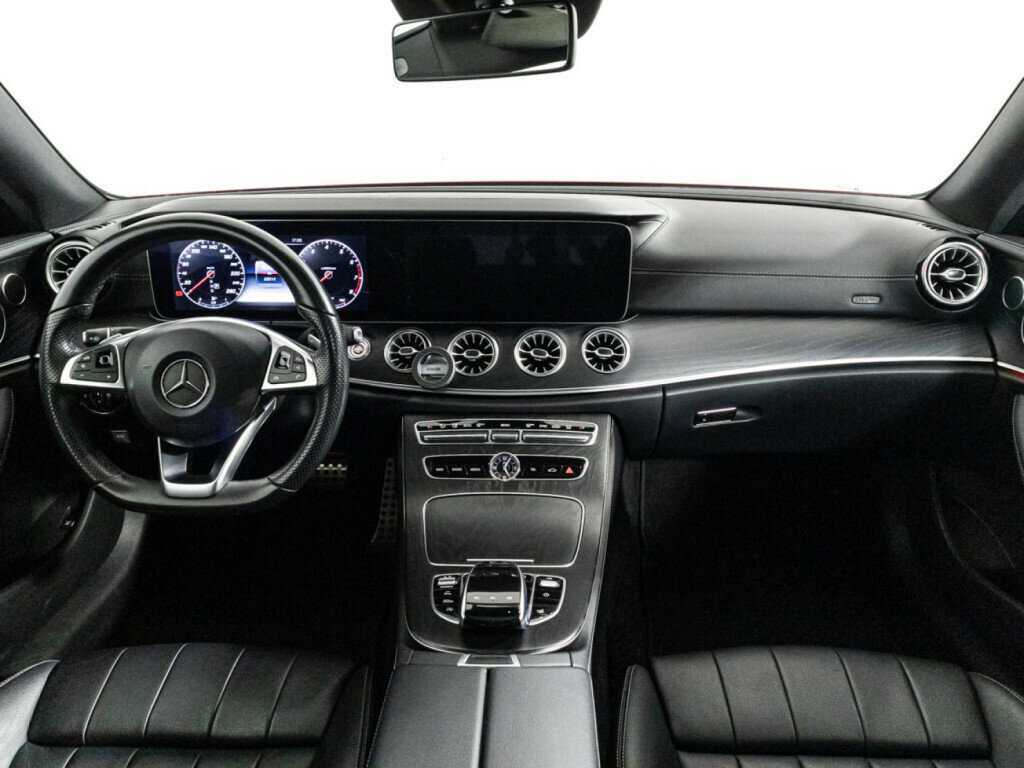 Mercedes-Benz E-Класс 2017 года с пробегом. Фото: #12