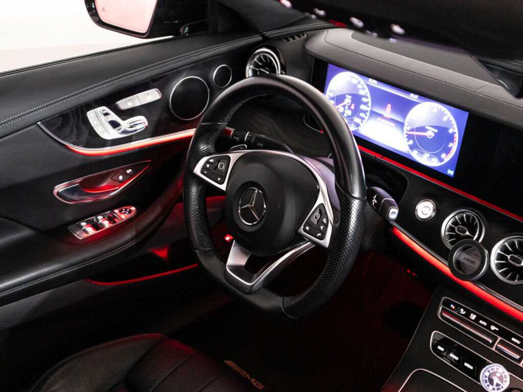 Mercedes-Benz E-Класс 2017 года с пробегом. Фото: #24