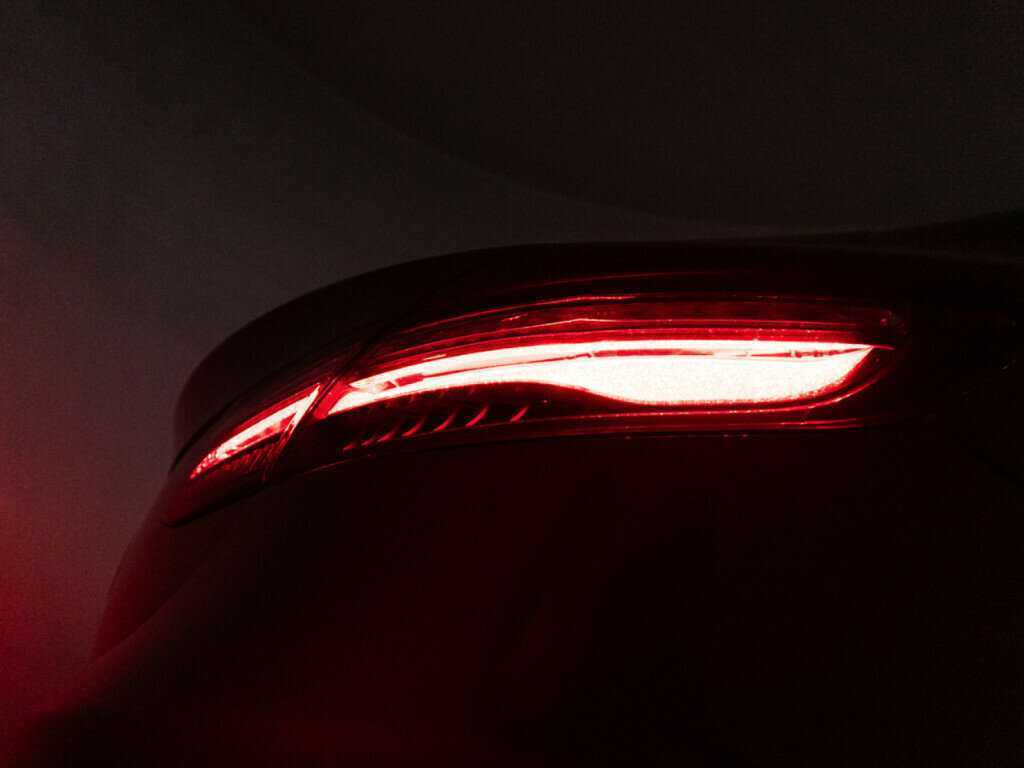 Mercedes-Benz E-Класс 2017 года с пробегом. Фото: #30