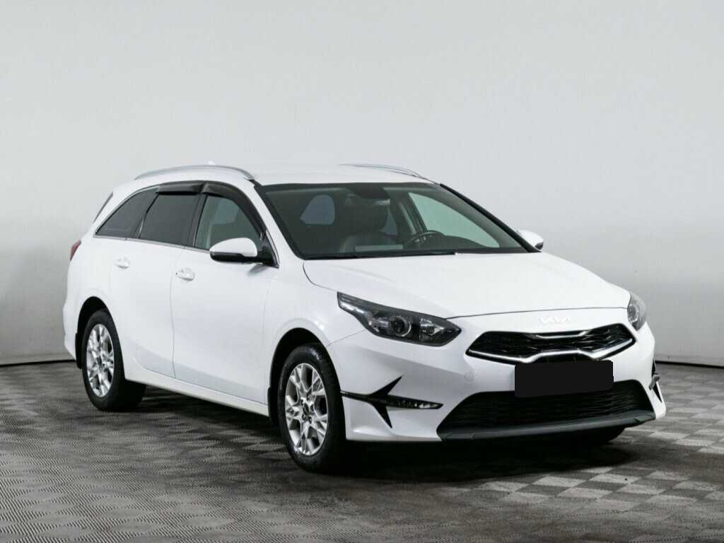 Kia Ceed 2022 года с пробегом. Фото: #2