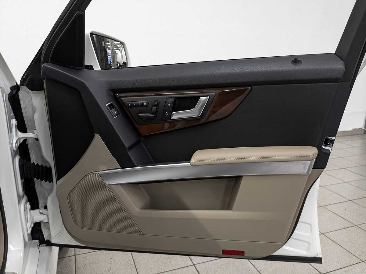 Mercedes-Benz GLK-Класс 2011 года с пробегом. Фото: #24