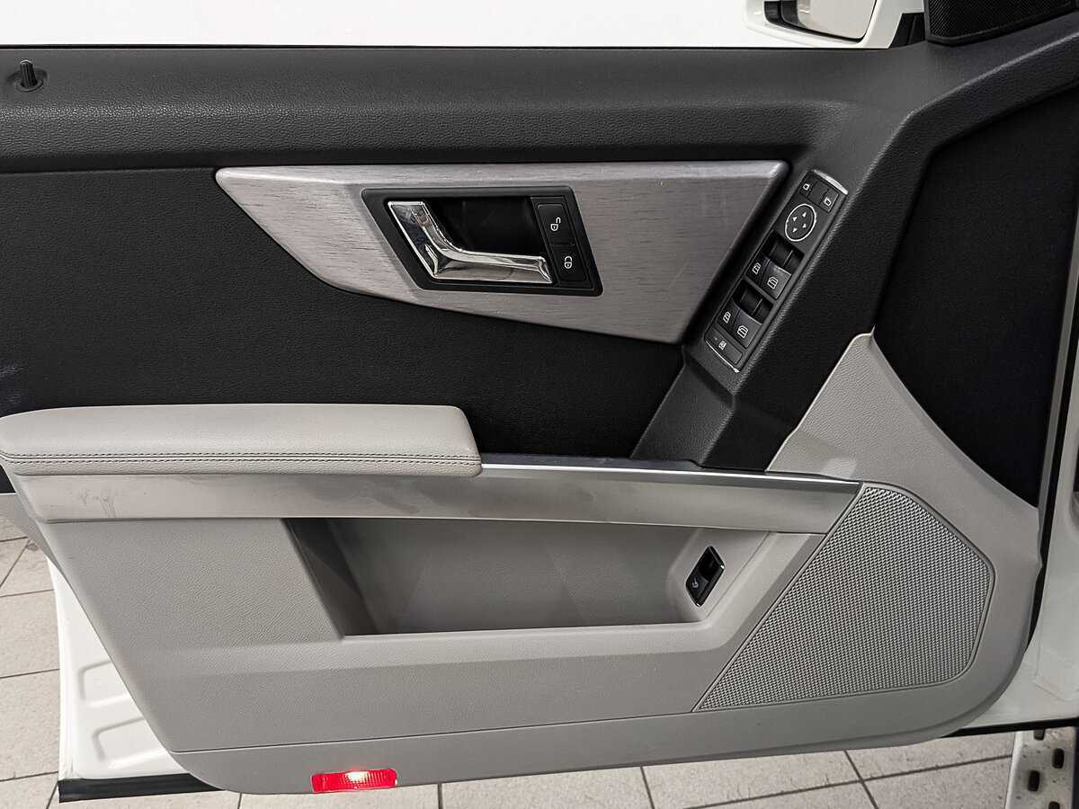 Mercedes-Benz GLK-Класс 2009 года с пробегом. Фото: #17