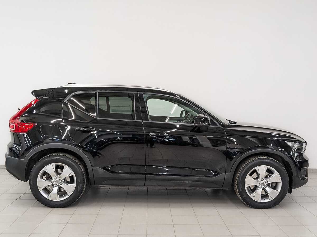 Volvo XC40 2020 года с пробегом. Фото: #3
