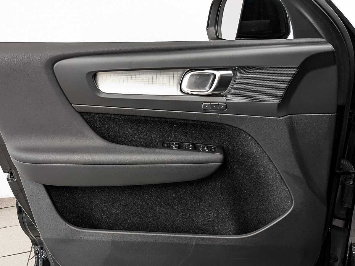 Volvo XC40 2020 года с пробегом. Фото: #17