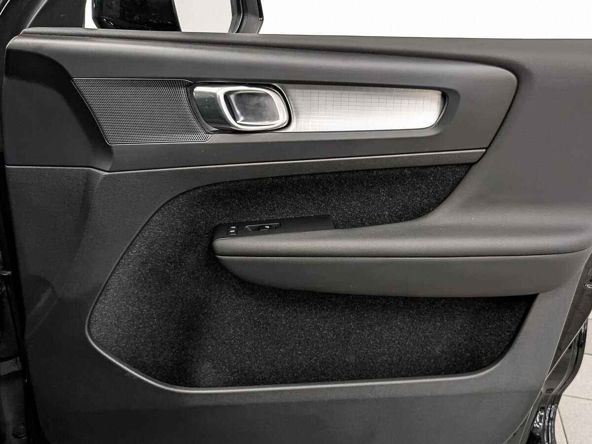 Volvo XC40 2020 года с пробегом. Фото: #22