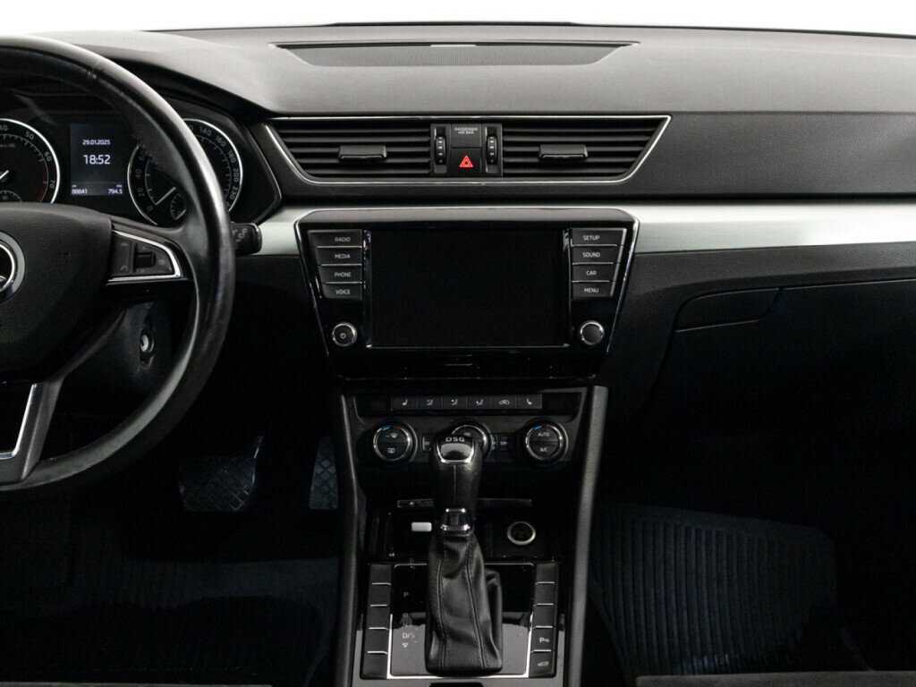 Skoda Superb 2017 года с пробегом. Фото: #13