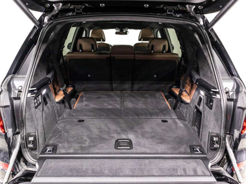 BMW X7 2020 года с пробегом. Фото: #14
