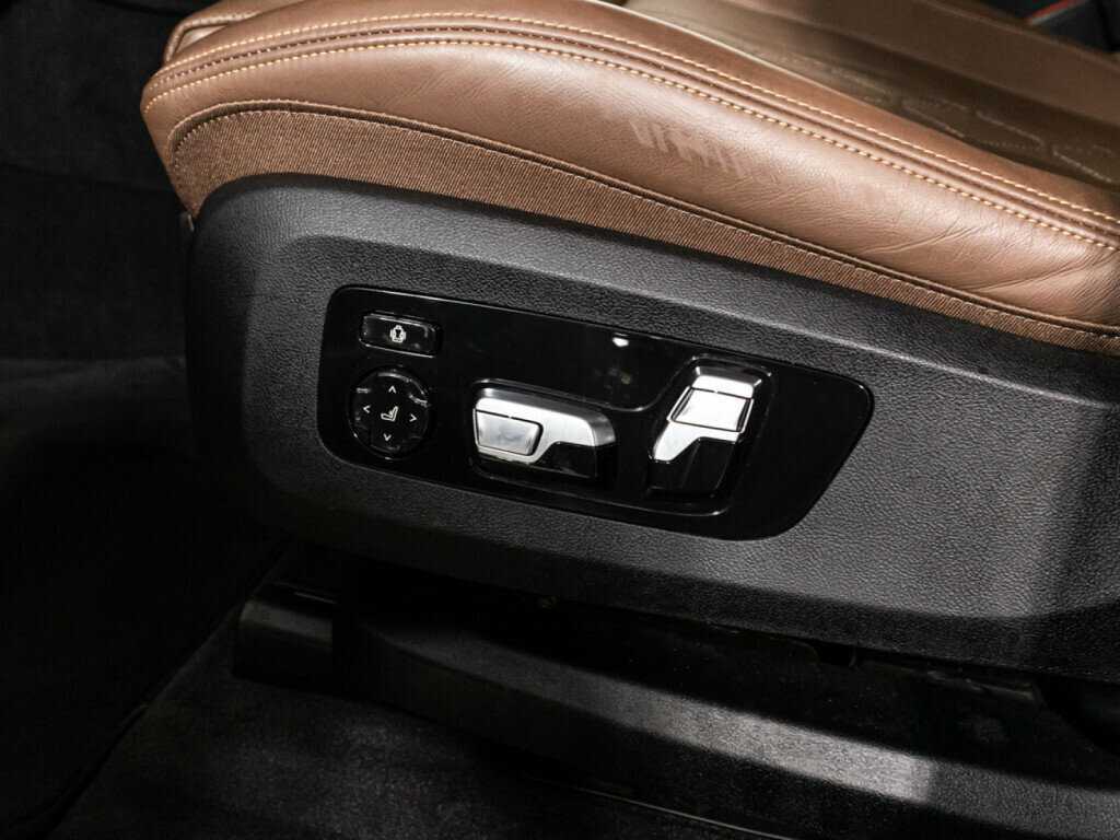 BMW X7 2020 года с пробегом. Фото: #22