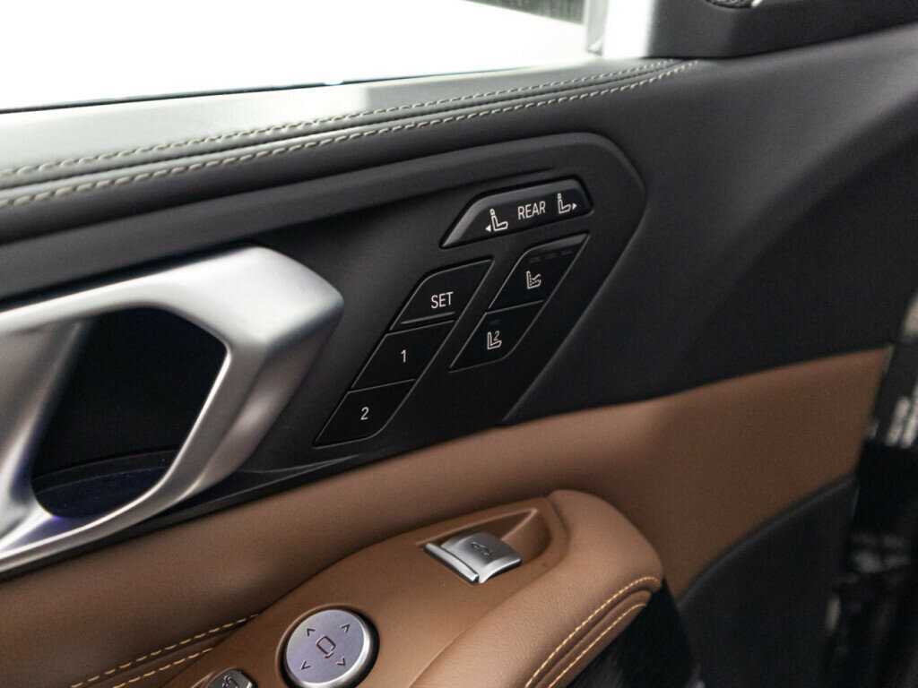 BMW X7 2020 года с пробегом. Фото: #23