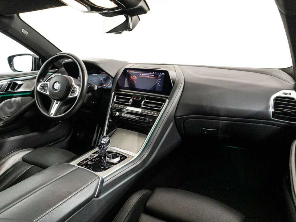 BMW 8 серии 2019 года с пробегом. Фото: #6