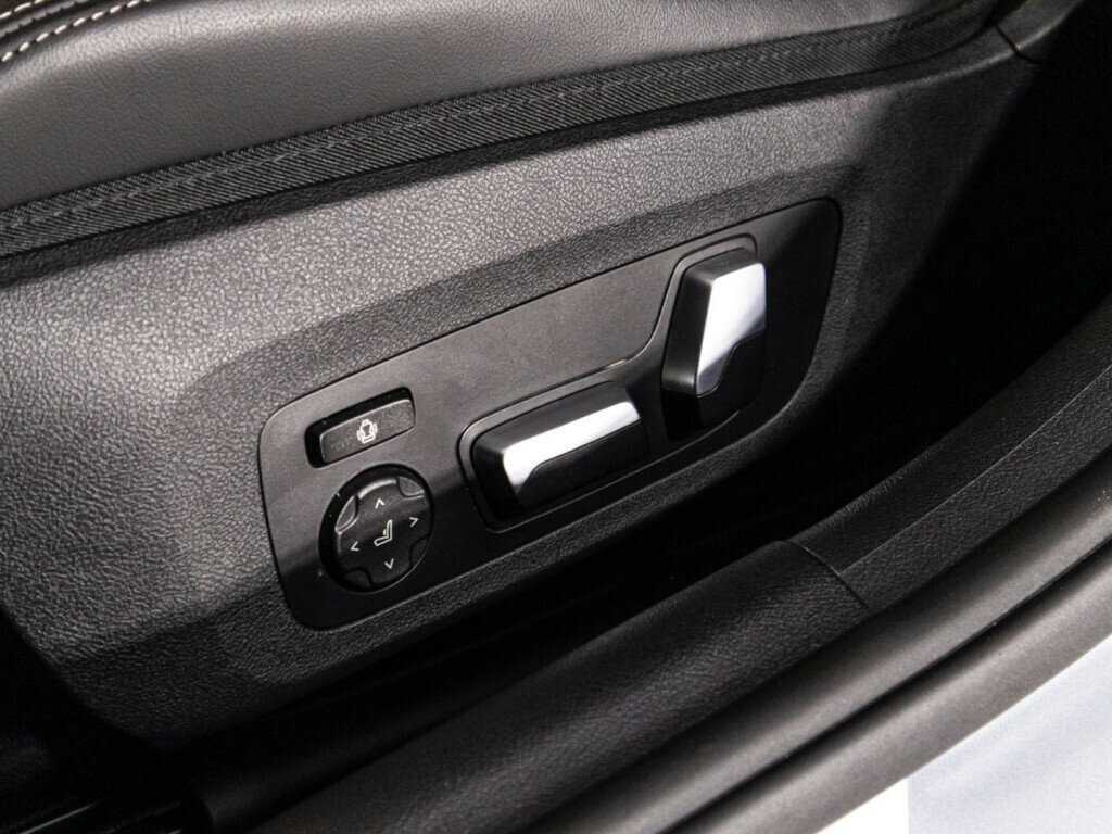 BMW 8 серии 2019 года с пробегом. Фото: #15