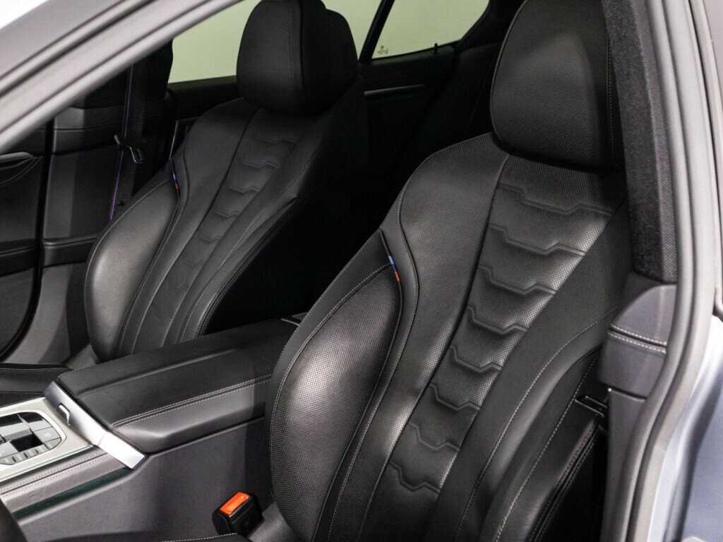 BMW 8 серии 2019 года с пробегом. Фото: #17