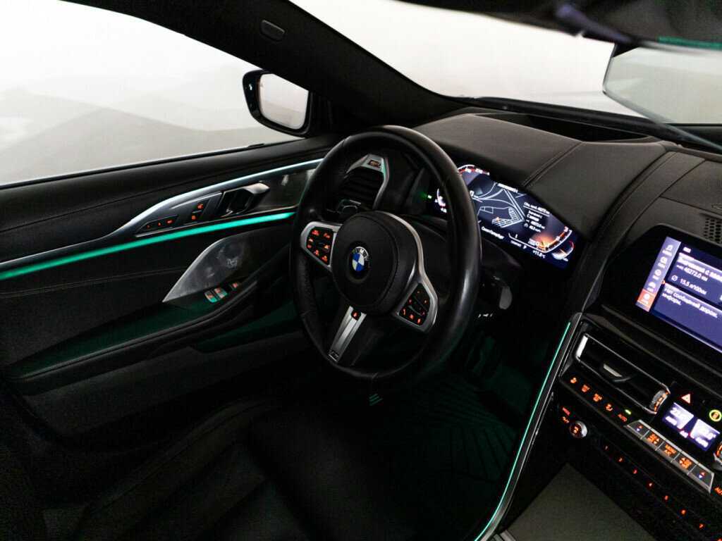 BMW 8 серии 2019 года с пробегом. Фото: #26