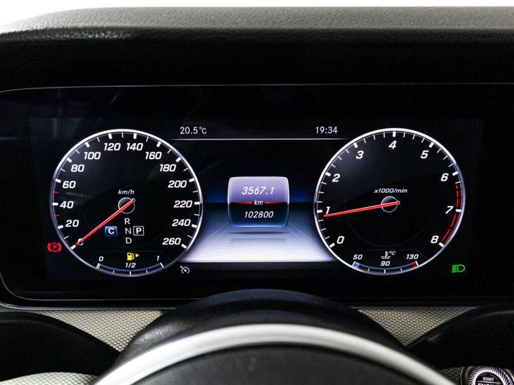 Mercedes-Benz E-Класс 2018 года с пробегом. Фото: #11