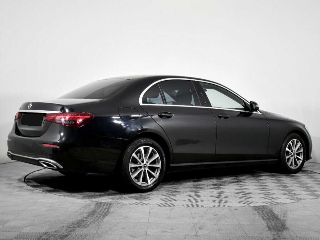 Mercedes-Benz E-Класс 2021 года с пробегом. Фото: #2