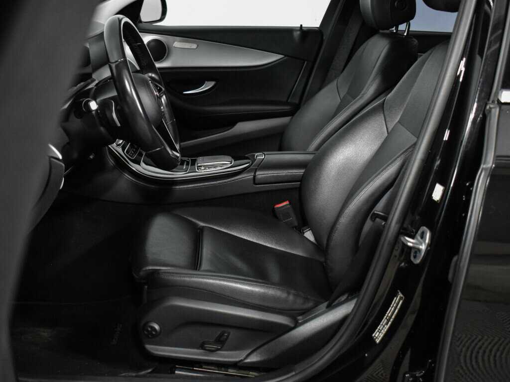 Mercedes-Benz E-Класс 2021 года с пробегом. Фото: #6