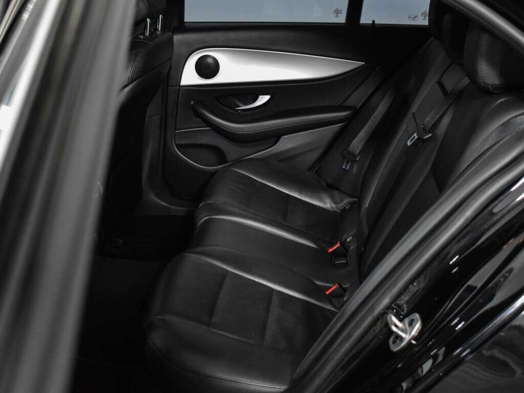 Mercedes-Benz E-Класс 2021 года с пробегом. Фото: #8