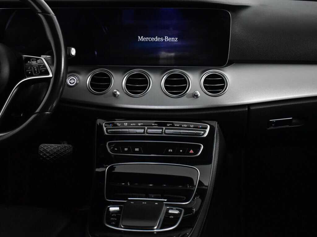 Mercedes-Benz E-Класс 2021 года с пробегом. Фото: #11