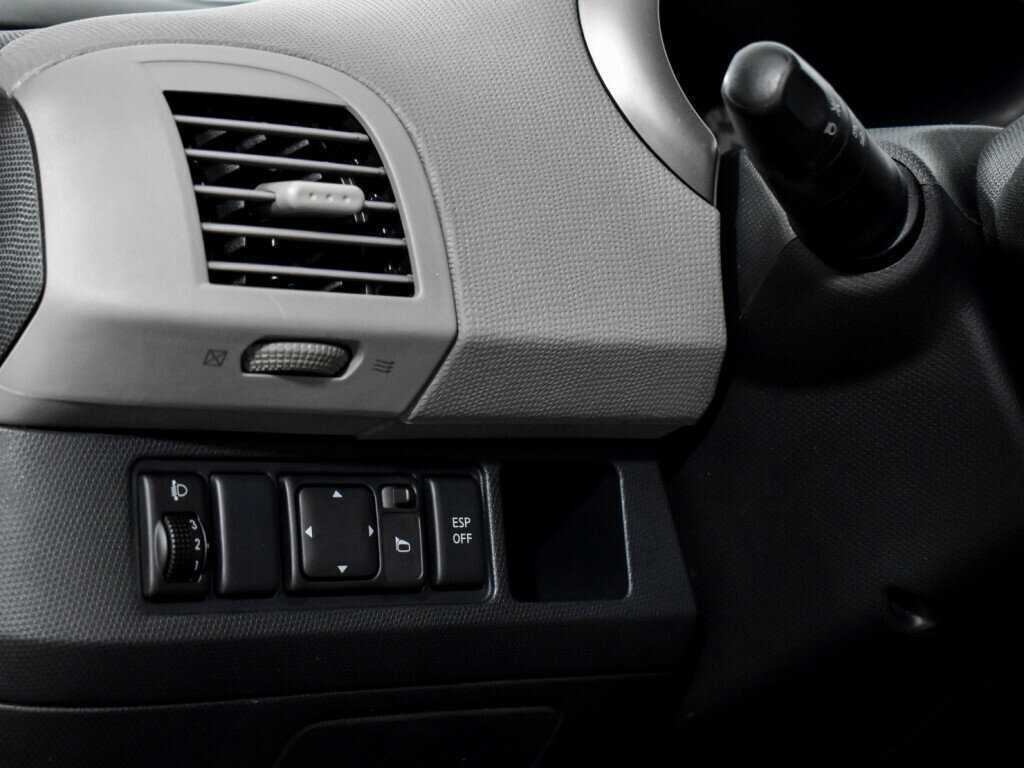 Nissan Micra 2008 года с пробегом. Фото: #9