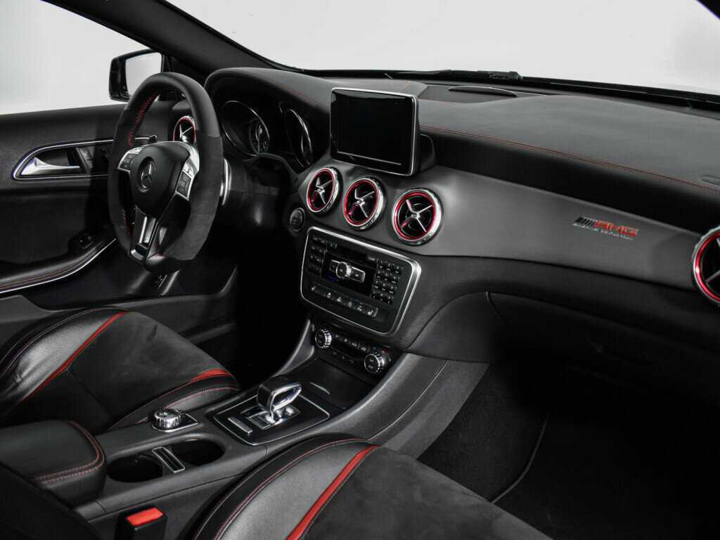 Mercedes-Benz GLA AMG 2015 года с пробегом. Фото: #16