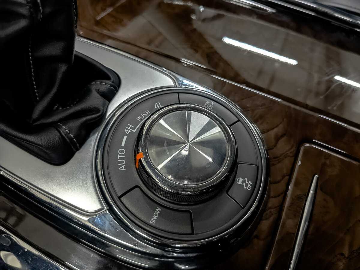 Infiniti QX80 2018 года с пробегом. Фото: #24