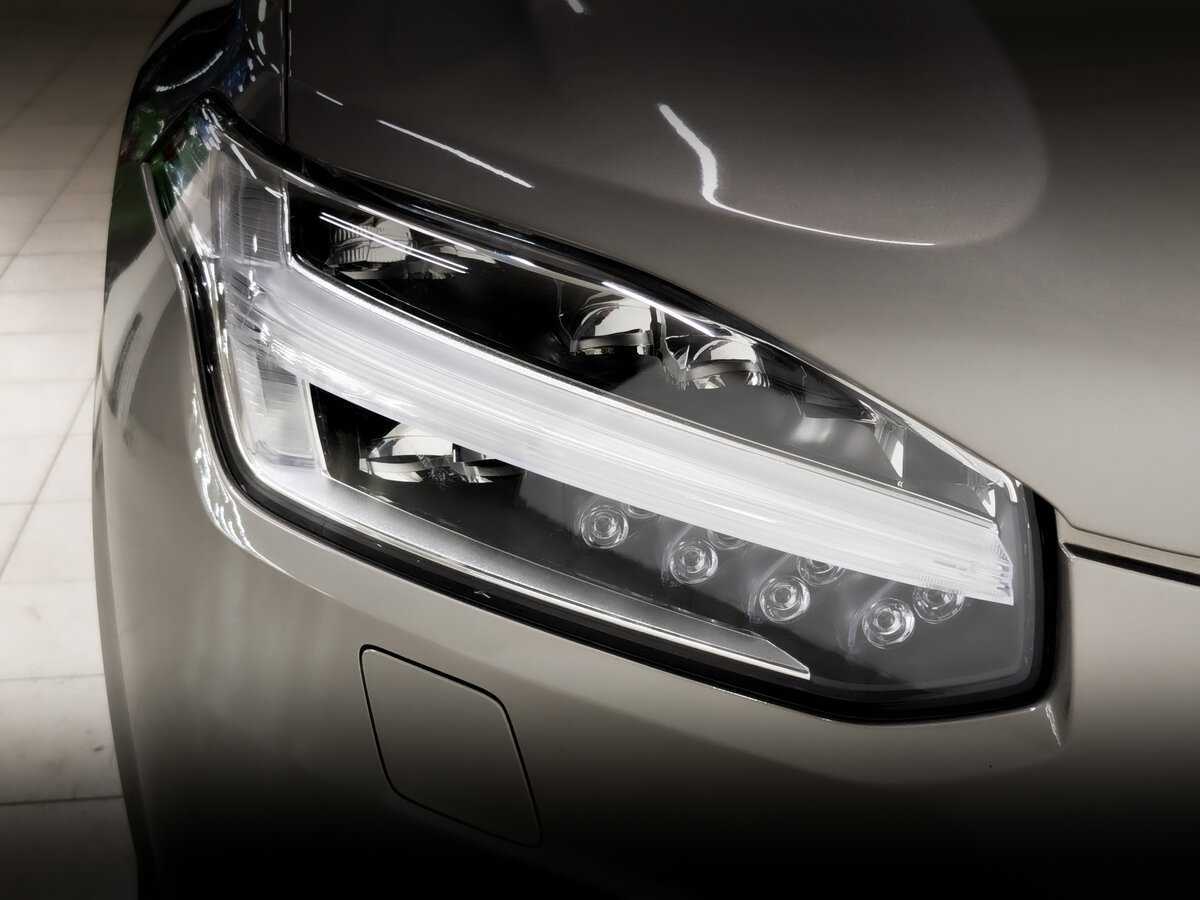 Volvo XC90 2020 года с пробегом. Фото: #15