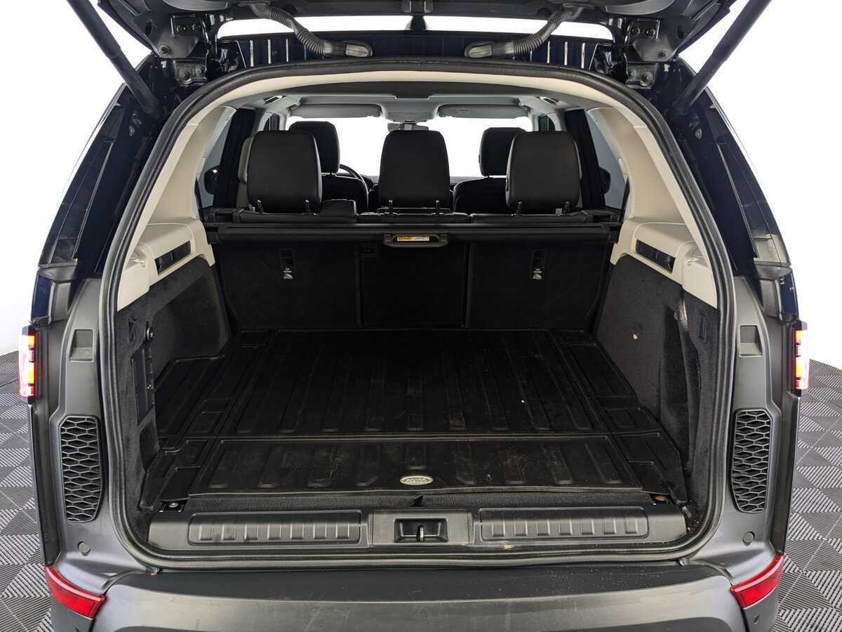 Land Rover Discovery 2019 года с пробегом. Фото: #9