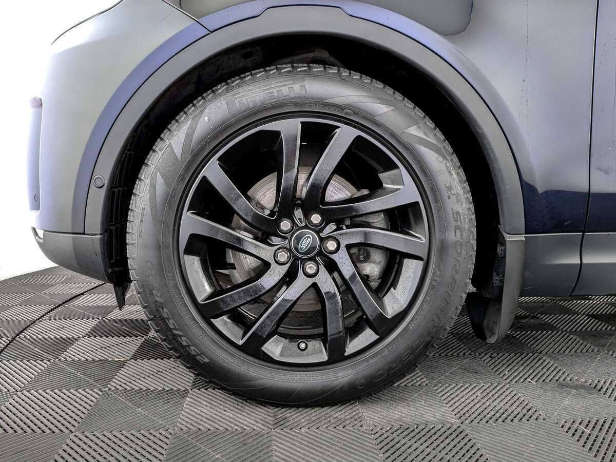 Land Rover Discovery 2019 года с пробегом. Фото: #16