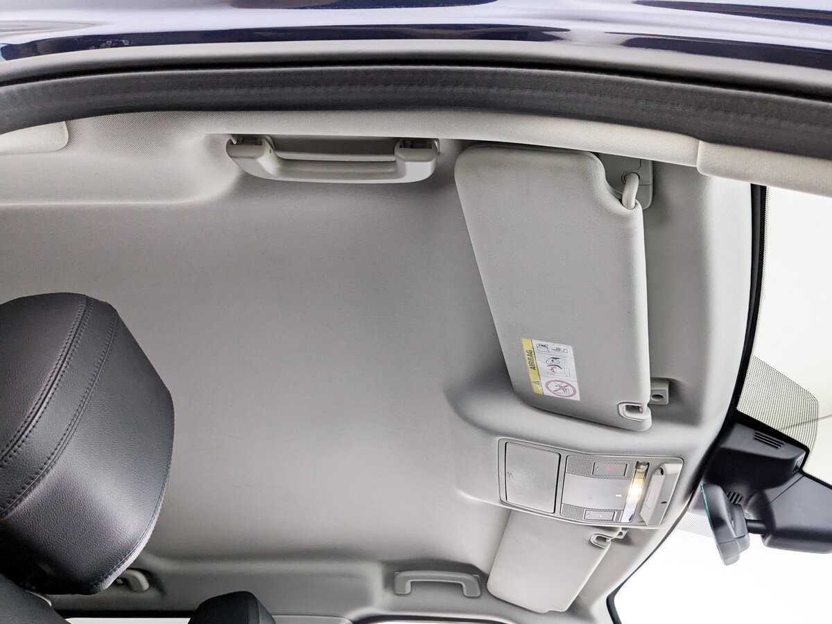 Land Rover Discovery 2019 года с пробегом. Фото: #22