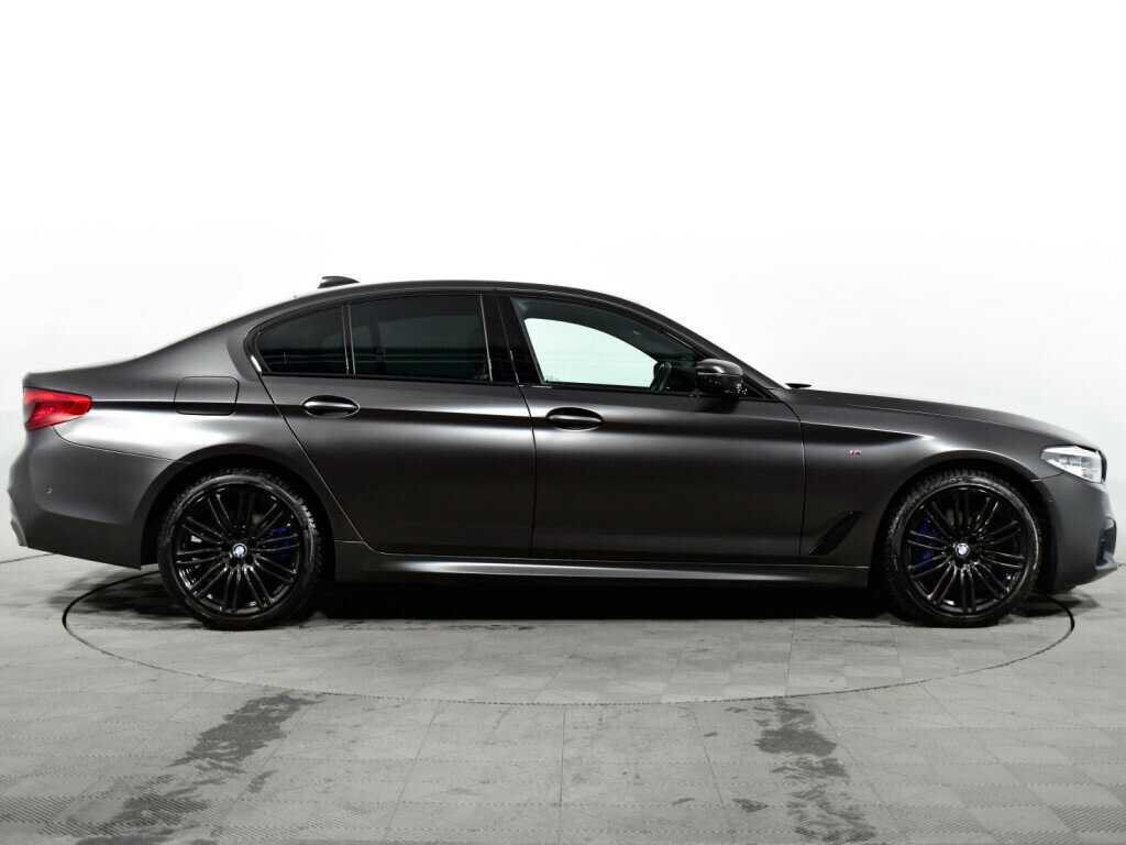 BMW 5 серии 2019 года с пробегом. Фото: #3