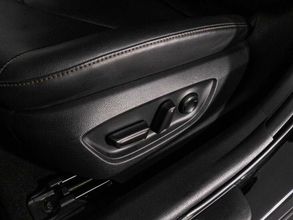 Toyota Camry 2020 года с пробегом. Фото: #13