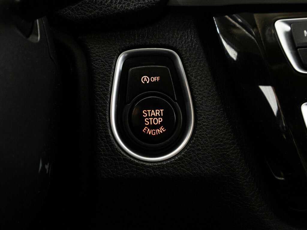 BMW 3 серии 2016 года с пробегом. Фото: #18