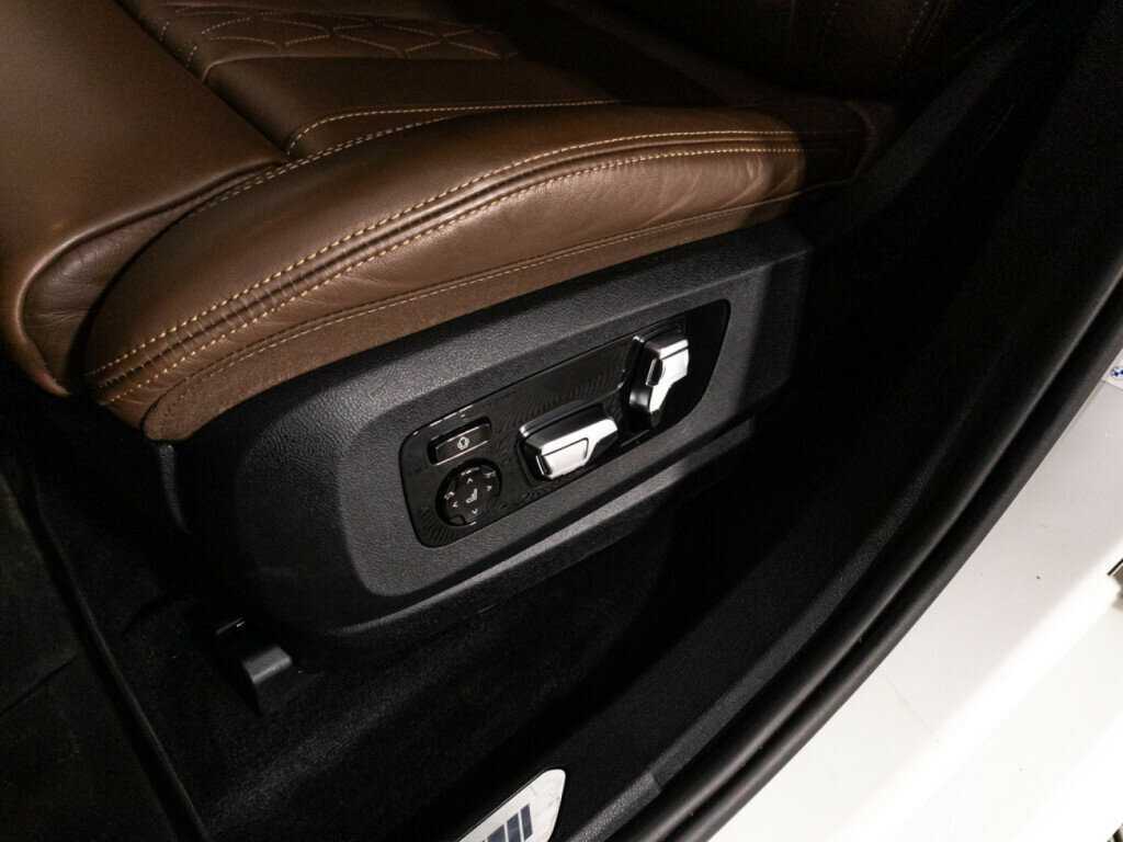 BMW X6 2021 года с пробегом. Фото: #16