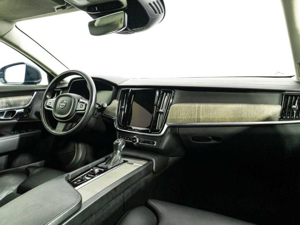 Volvo S90 2021 года с пробегом. Фото: #8