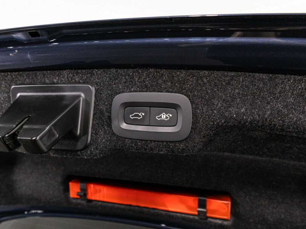 Volvo S90 2021 года с пробегом. Фото: #15