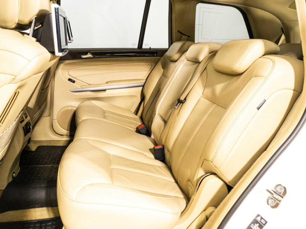 Mercedes-Benz GL-Класс 2010 года с пробегом. Фото: #10