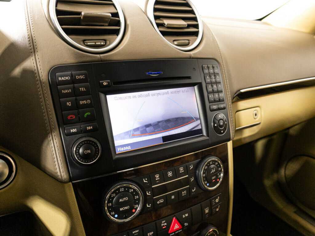 Mercedes-Benz GL-Класс 2010 года с пробегом. Фото: #21