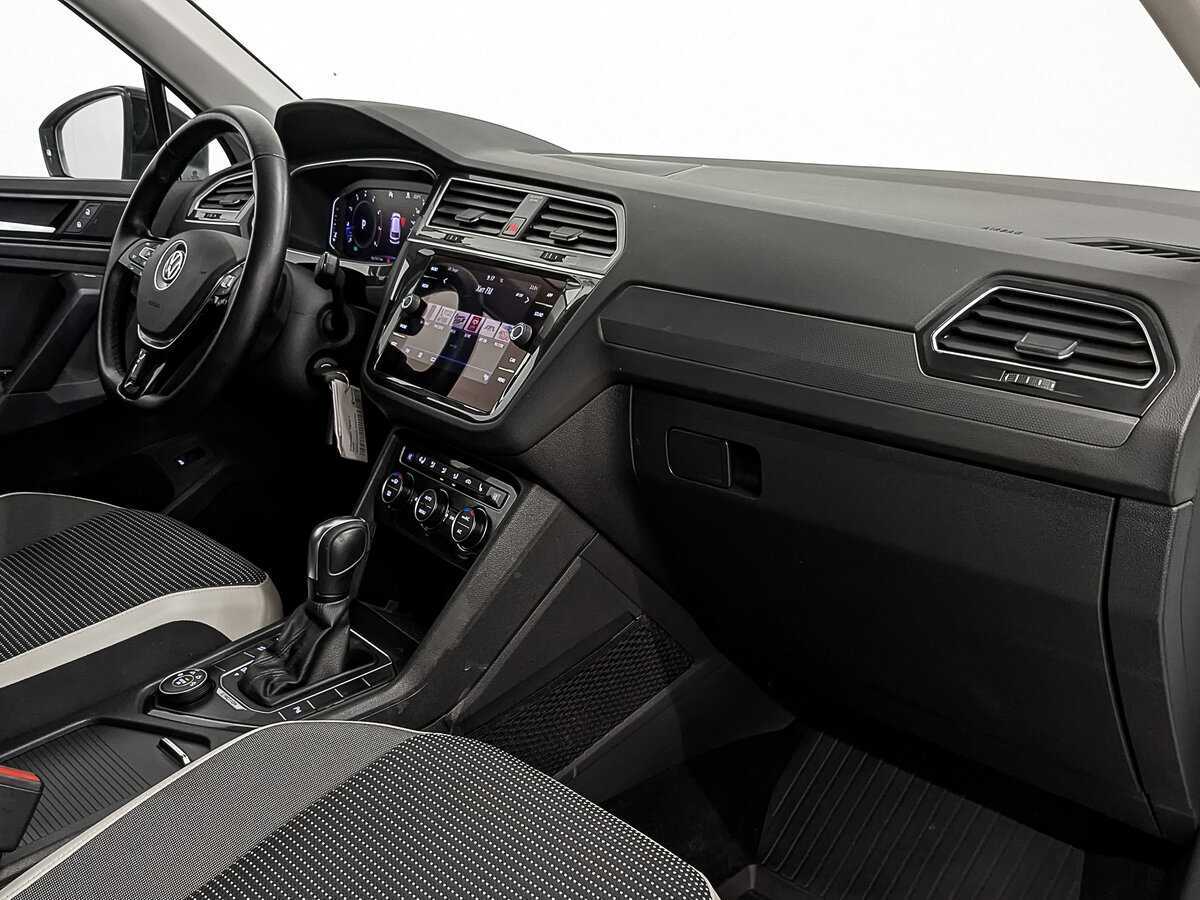 Volkswagen Tiguan 2020 года с пробегом. Фото: #12