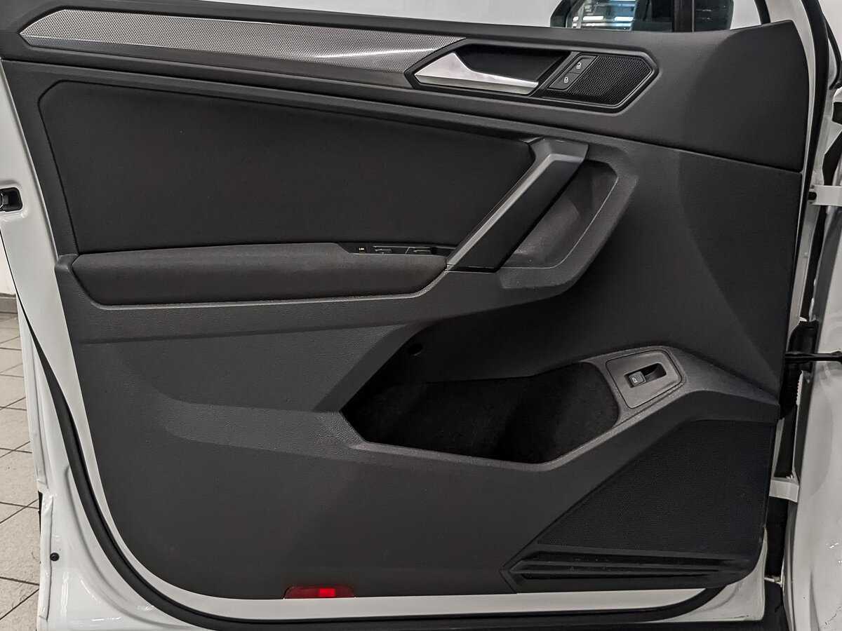 Volkswagen Tiguan 2020 года с пробегом. Фото: #18