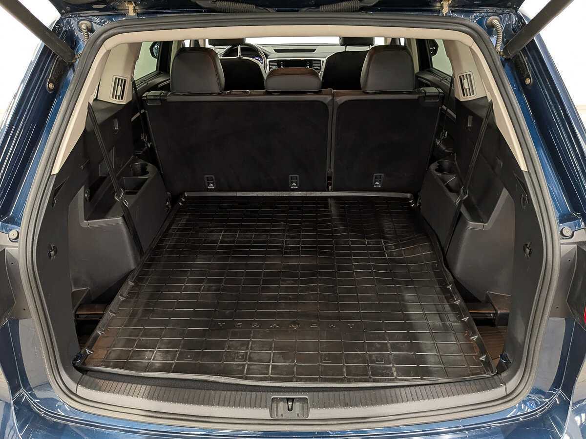 Volkswagen Teramont 2018 года с пробегом. Фото: #9