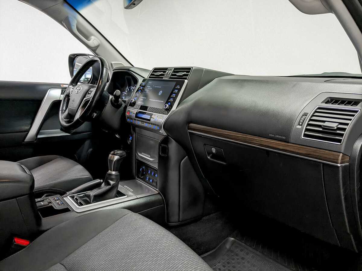 Toyota Land Cruiser Prado 2021 года с пробегом. Фото: #10