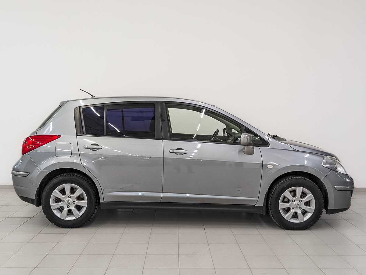 Nissan Tiida 2008 года с пробегом. Фото: #3