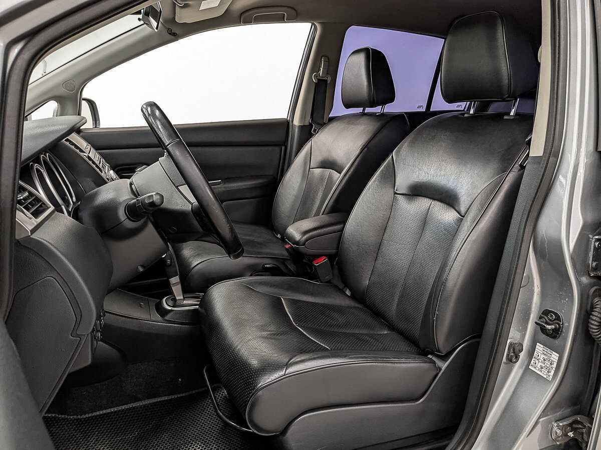 Nissan Tiida 2008 года с пробегом. Фото: #18