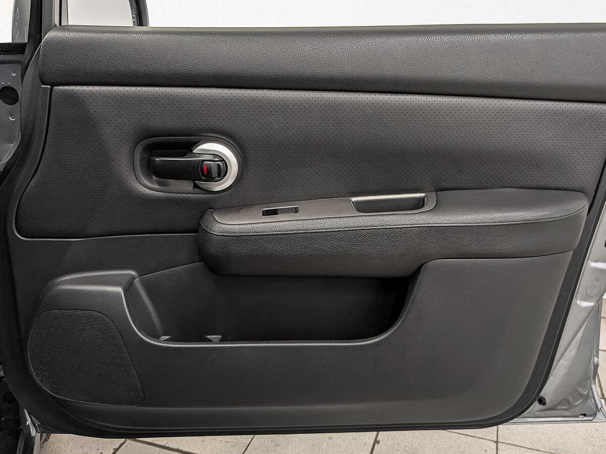 Nissan Tiida 2008 года с пробегом. Фото: #23