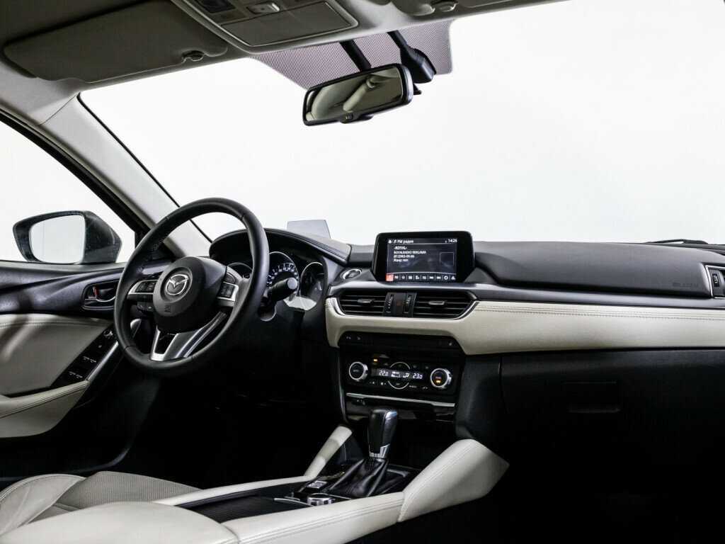 Б/У Мазда 6 2015 года. Фото: #6