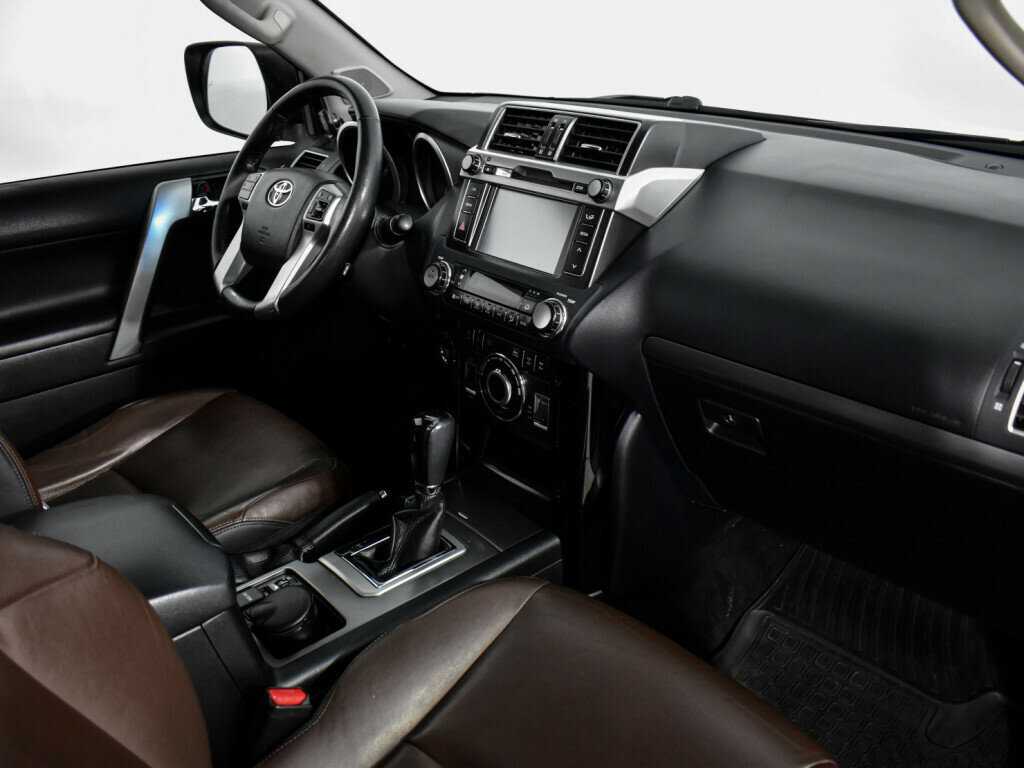 Toyota Land Cruiser Prado 2015 года с пробегом. Фото: #11