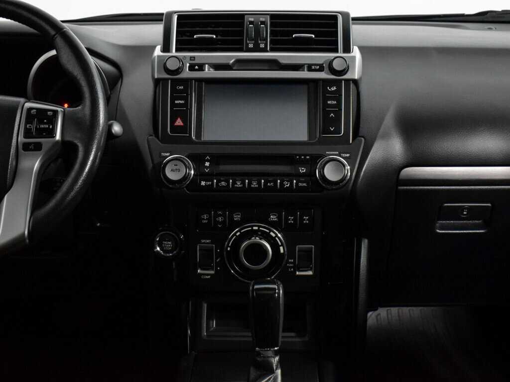 Toyota Land Cruiser Prado 2015 года с пробегом. Фото: #12