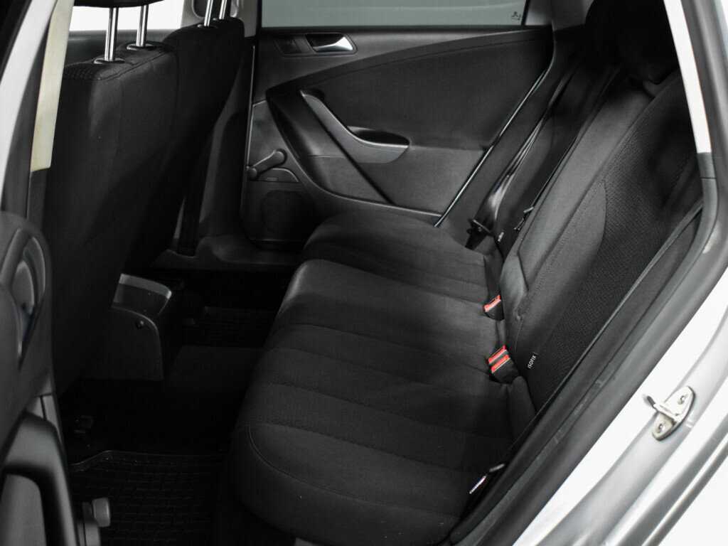 Volkswagen Passat 2008 года с пробегом. Фото: #6