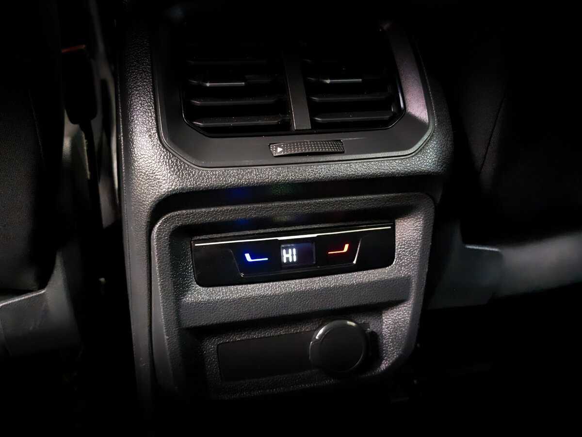 Volkswagen Tiguan 2021 года с пробегом. Фото: #25
