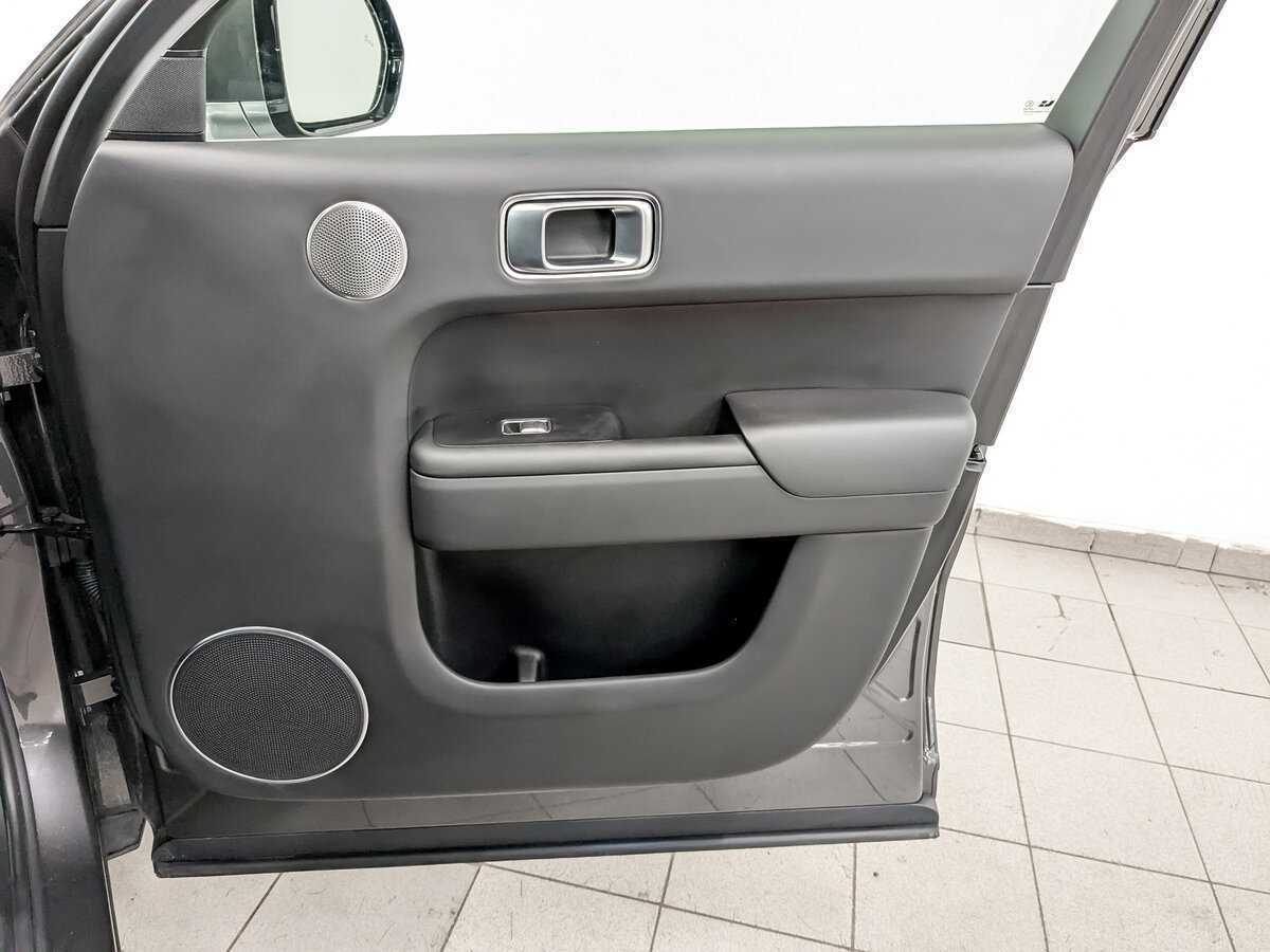 LiXiang L9 2023 года с пробегом. Фото: #25